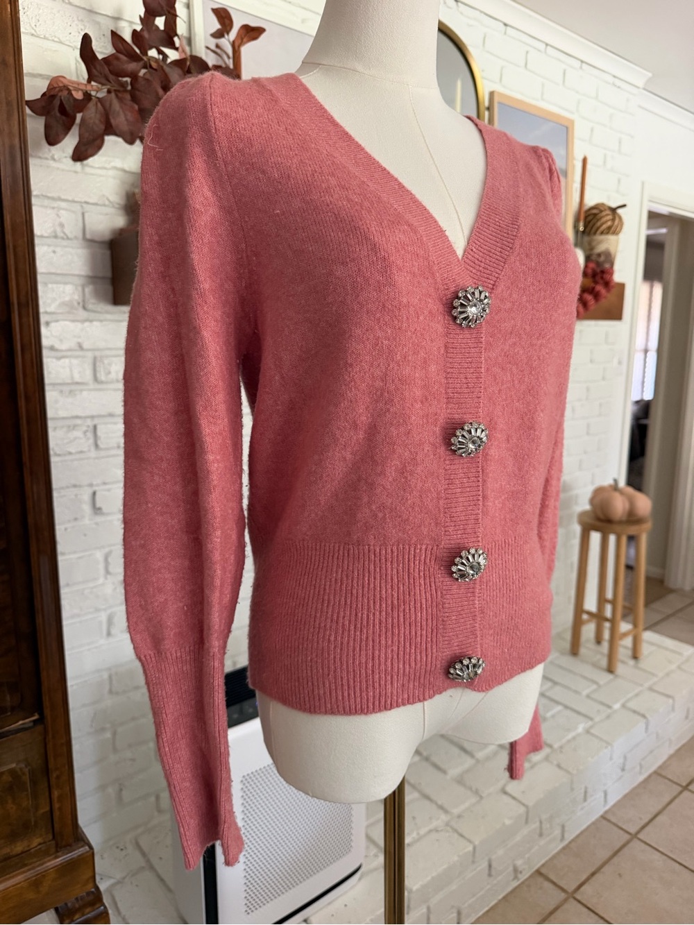 Express Pink V-Neck Button-Front Sweater - Picture 4 of 5